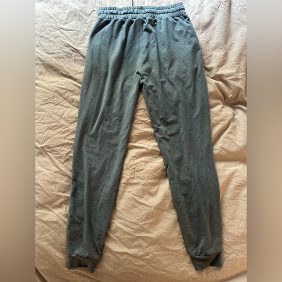 Vuori women’s Performance Jogger size XS - Picture 6 of 10